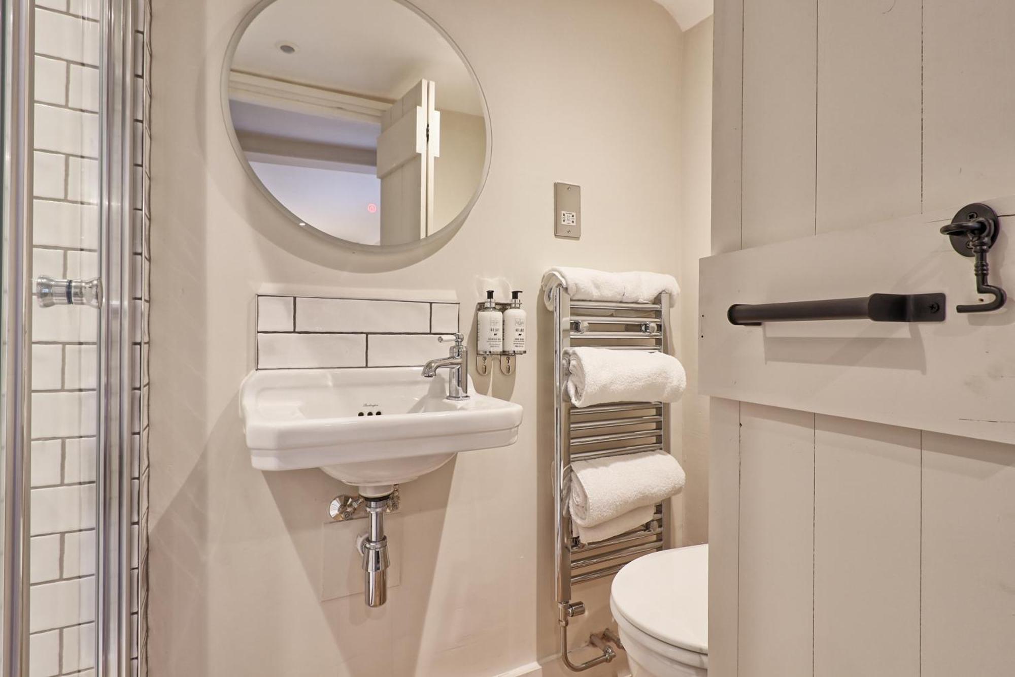 Ranfield'S Brasserie Hotel Rooms Coggeshall Extérieur photo